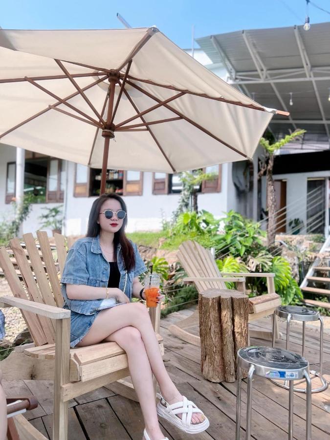 Retro Khe Sanh Aparthotel Lao Bao Bagian luar foto
