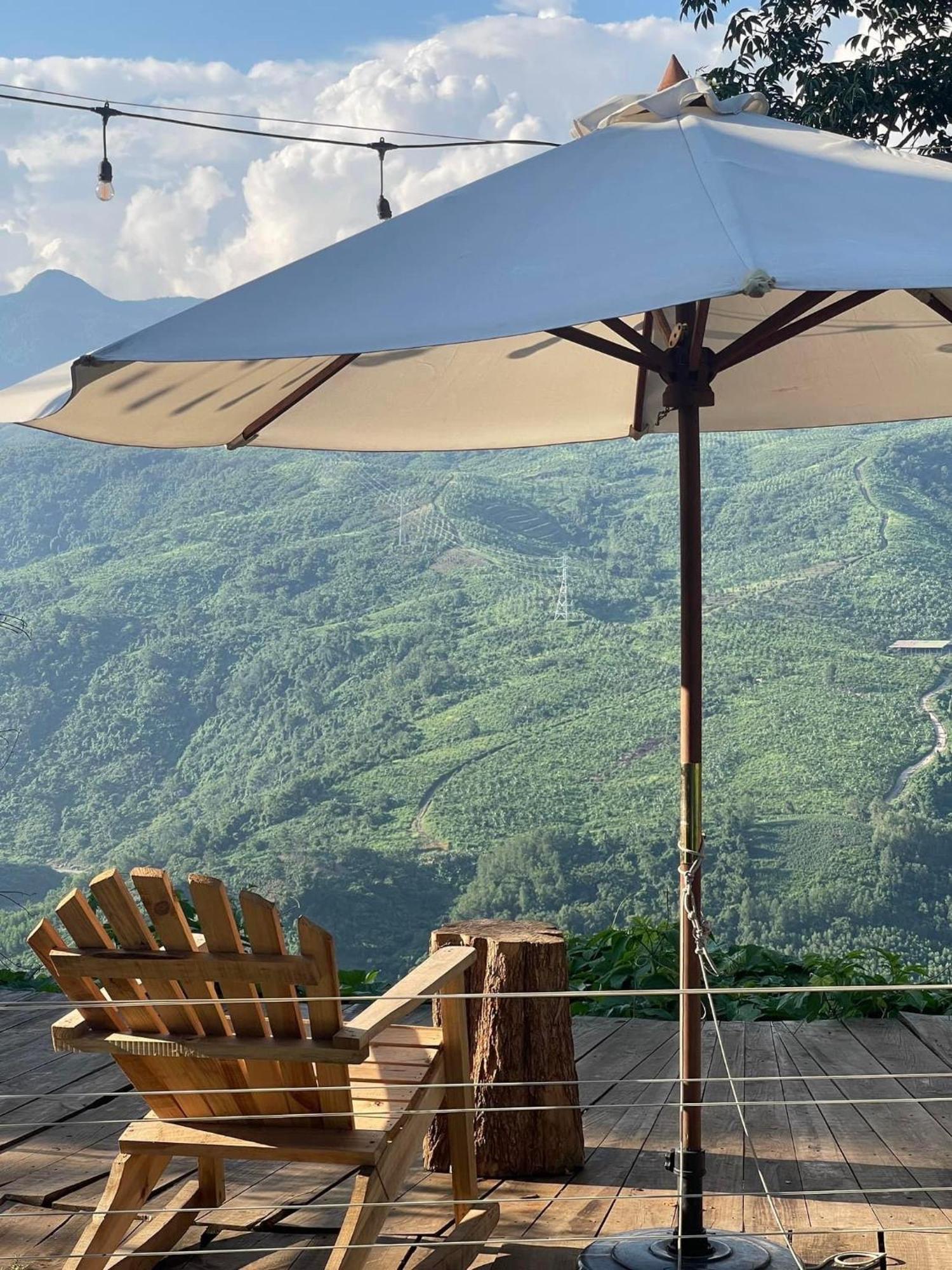Retro Khe Sanh Aparthotel Lao Bao Bagian luar foto